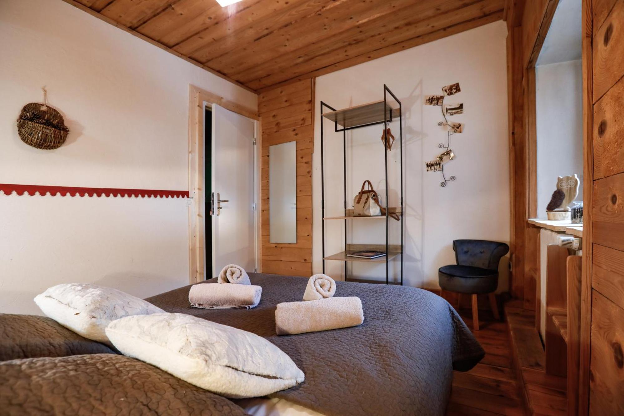 Auberge Des Deux Moucherolles Corrençon-en-Vercors Buitenkant foto